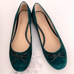 Talbots 9.5 M Pine Green Suede Flats Gently Worn
